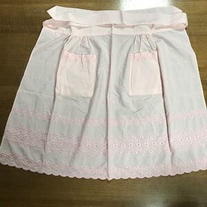 エプロン ピンク刺繍入り