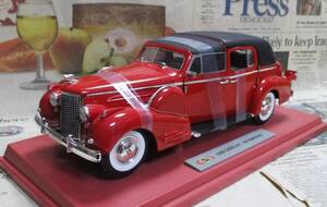 * out of print *Signature Models*1/18*1938 Cadillac V16 Fleetwood red ≠ Franklin Mint 