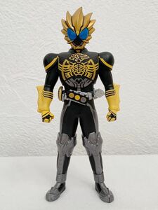 仮面ライダーオーズ ラトラゾコンボ　ソフビフィギュア　BP.2011★高さ約26cm〈F2