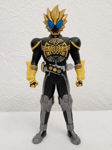 仮面ライダーオーズ ラトラゾコンボ　ソフビフィギュア　BP.2011★高さ約26cm〈F2