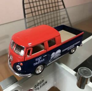 VOLKS WAGEN VolkswagenBus　KINSMART 1/34