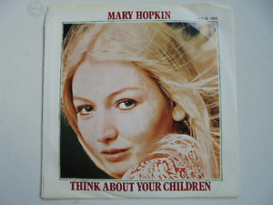 Appleシングルレコード Mary Hopkin『 THINK ABOUT YOUR CHILDREN 』US盤 Apple 1825 ピクチャースリーヴ付き美品