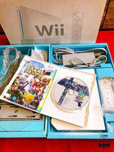 送料無料/ニンテンドーwii本体セット+大乱闘スマッシュブラザーズ+バイオハザード(ダークサイド・クロニクルズ)付き