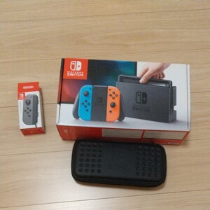 Nintendo Switch ニンテンドースイッチ本体 ニンテンドースイッチ ポーチ ジョイコングレー&ネオンレッド