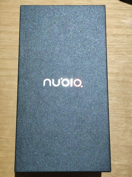 ZTE Nubia Z9 MAX　(ジャンク)