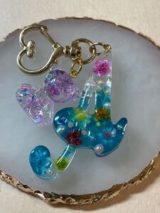 イニシャルキーホルダー【A】ハンドメイド