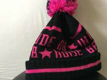 ★黒×ピンクの可愛いボンボン付きニット帽★10385_画像8