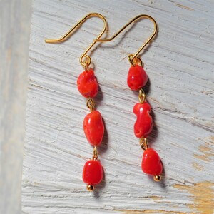  red coral SV earrings natural less processing domestic production ..