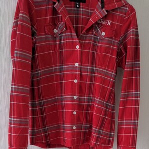 チェックシャツ