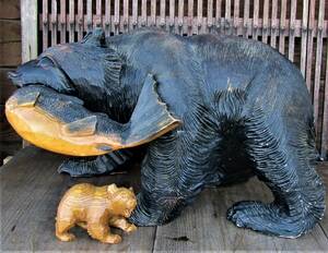 【天】木彫りの　ずっしり重い　大きな熊ちゃん　重さ16㎏　八雲町発祥地　熊の一刀彫　北海道のお土産　アイヌ民族　北海道　