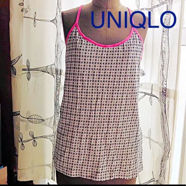 【美品】UNIQLOユニクロ*オープンバック・タンクトップ