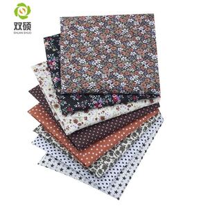 送料無料 ハンドメイド 花柄 生地 8枚セット 50×50 綿 はぎれ ハギレ お買い得 パッチワーク 裁縫 カットクロス 茶色系