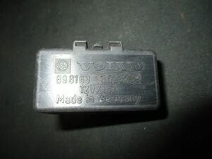 ■ボルボ 740 ドアロック リレー 中古 898163 部品取あり セントラル ロッキングシステム 集中ドアロック 760 940 960 ■