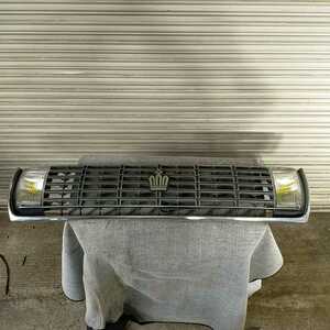  Toyota TOYOTA LS131 Crown CROWN latter term front grille 