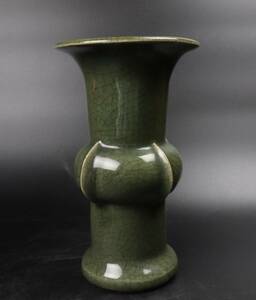 【T324】中国美術 明時代 龍泉窯 青磁尊式瓶 花瓶