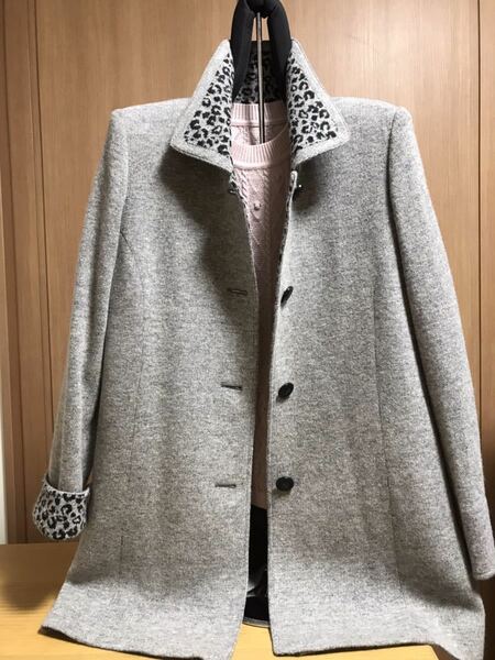 [新品] 激安・在庫処分　Mサイズ　レディース毛混コート　ミセスコート　婦人コート　日本素材　ライトグレー色