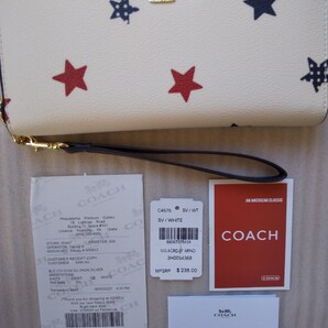 最新作COACHコーチ 長財布 星柄 ホワイト 白 希少 ストラップ付き
