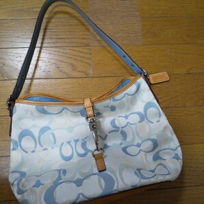 コーチcoachシグネチャーハンドバッグ