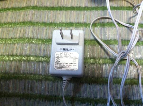 東芝エルイートレーディング CUTEBEAT iPod/iPhone用ドック TY-Ri1用 ACアダプター AC-Ri1