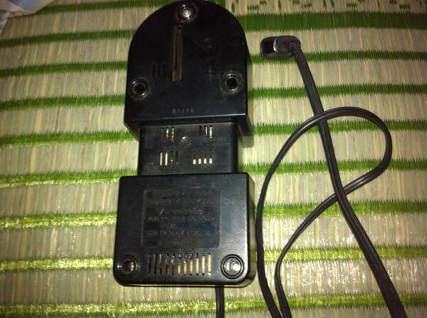 National ナショナル RC4-2 充電ACアダプター ジャンク品