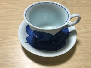 コーヒー、ティーカップC