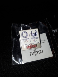 シルバー1点 銀色 新品 非売品 東京2020オリンピックパラリンピック 富士通 FUJITSU 社員用 ピンバッジ ピンバッチ ピンズ