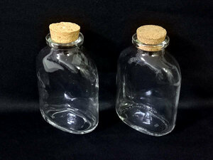 ★ガラス瓶 2個 コルク蓋 ハーブ・調味料入れ 台所インテリア