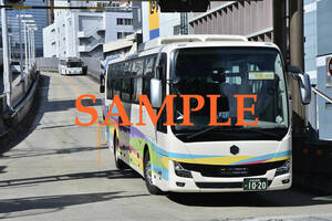 D-３【バス写真】Ｌ版３枚　亀の井バス　エアロエース　福岡線　博多（４）