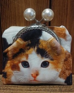 がま口 財布〈三毛猫あめ玉パール〉がま口付きファスナーポーチ ハンドメイド