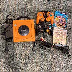 ゲームキューブ本体 コントローラー二つ任天堂 Nintendo GAMECUBE ソフト2枚