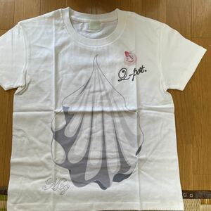 MEG Tシャツ