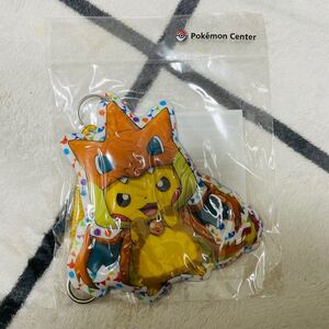 パスケース ポケモンセンターメガトウキョーのピカチュウ