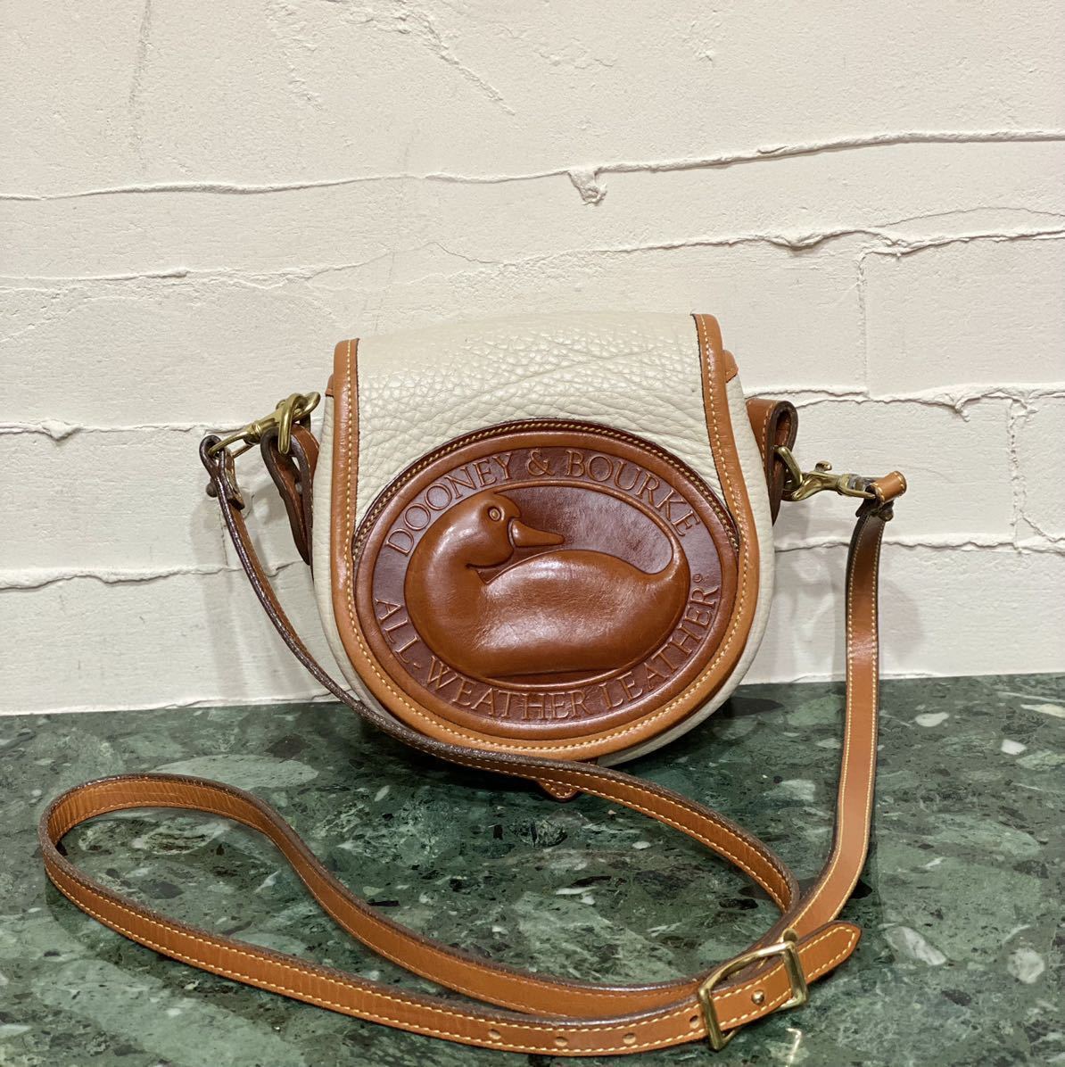 きます ヤフオク! - 600 DOONEY&BOURKE ドゥーニー&バーク ビジネス