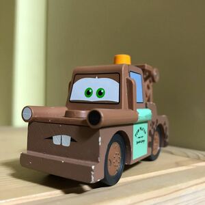 ★☆即決有★☆希少！木製レール カーズ メーター ディズニーピクサー 木製カーズ メーター Disney/Pixar 木製カーズ Mater ★☆