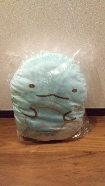 未使用非売品。新作すみっコぐらし しろくまのてづくりぬいぐるみ ダイカットもちもちクッション。