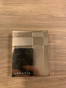 ルナソル アイシャドウ