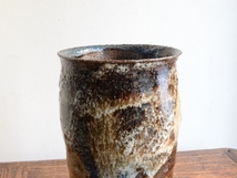 アンティーク花器 オブジェ ヴィンテージ デザイン 陶器 フラワーベース（H17cm） 華道 花瓶 生け花ポット_画像3