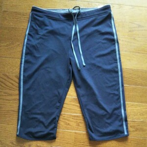 トレーニングパンツ ユニクロ Mサイズ
