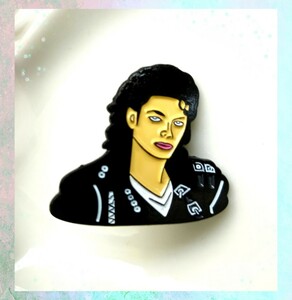 マイケル・ジャクソン★ピンバッジ★新品未使用品　Michael Jackson　MJ　ブローチ　ピンズ　pins　アクセサリー