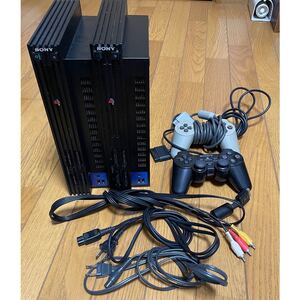 SONY プレイステーション2 本体2台+コントローラー2台+コード類(ジャンク) PS2