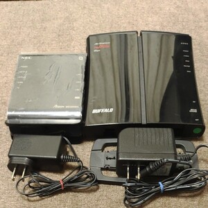 BUFFALO WZR-HP-AG300HとNEC aterm wg1200hs 無線LAN親機