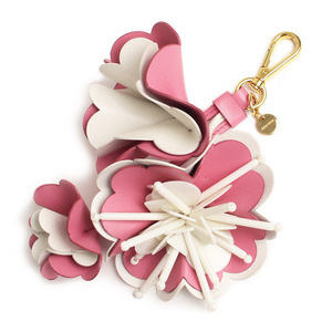 (New / unused item) Miu Miu Flower Bag Charm Calf Pink x White Ladies 5TL165 With Box, Mew Mew, Clothing accessories, others