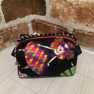 ハンドメイド 化粧ポーチ マスカレード ロラライハリス