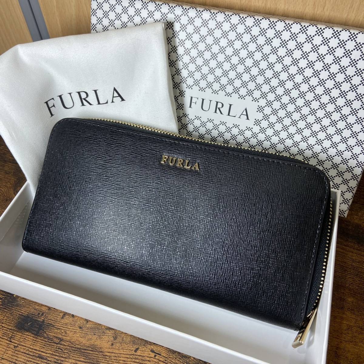  FURLA フルラ レザー 本革 2つ折り 長財布 ベージュ