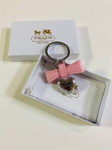 @新品@コーチ COACH ピンクリボン&ハート型 キーホルダー