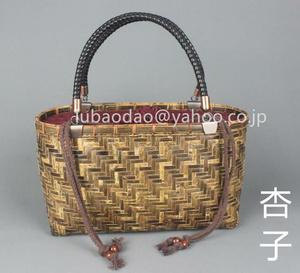  worker handmade black bamboo braided bag case . handbag inside cloth attaching 