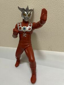  Ultraman Leo 