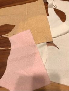 ぬいぐるみ生地 はぎれ ホワイト ピンク 薄茶