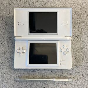 ニンテンドーDS Lite (クリスタルホワイト)