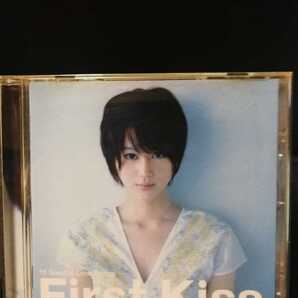 オムニバス First Kiss 宇多田ヒカル 椎名林檎 ドリカム他 TOCT26557 匿名発送 曲目画像掲載 送料無料